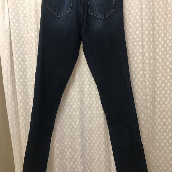 cute jeans! - Picture 2 of 2